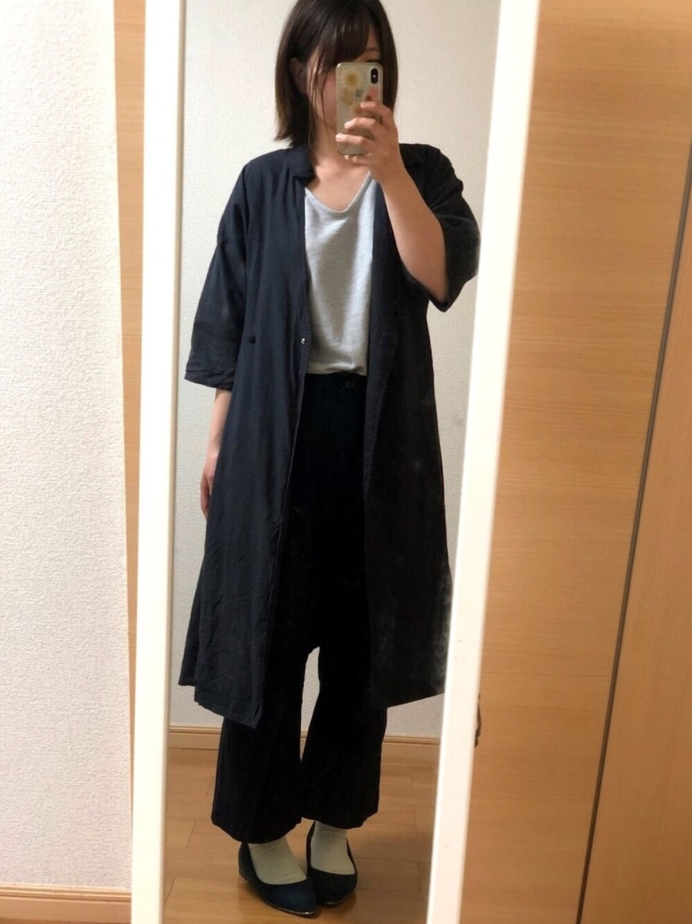 「シンプルコーデ、紺色コーデ、休日スタイル、パンプス×靴下、あつかったー、お洒落さんとつながりたい、ラクチンコーデ、古着、いいね、save、フォローお願いします🤑、プチプラ」｜「古着のアイテム（ジャケット/アウター、ブルー系）」を使った、mayさん（レディース・159cm）の春コーディネートの1枚目の写真