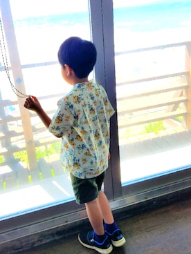 「海」｜「アイテム（スリッポン）」を使った、きんきらさん（キッズ・70cm）の夏コーディネート