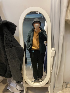 「5（ファイブ）のアイテム（トップス）」を使った、Lianさん（レディース・168cm）の冬コーディネート