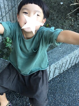 「韓国子供服のアイテム（Tシャツ/カットソー、グリーン系）」を使った、YUKI★さん（キッズ）の秋コーディネート