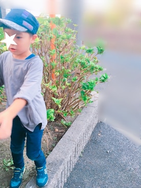 「韓国子供服のアイテム（Tシャツ/カットソー、グレー系）」を使った、YUKI★さん（キッズ）の秋コーディネート