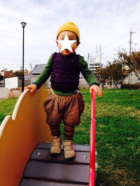 「zuppa di zucca（ズッパ デ ズッカ）のアイテム（ベスト、パープル系）」を使った、YUKI★さん（キッズ）の秋コーディネート