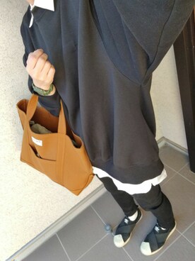 「earth music&ecology（アースミュージックアンドエコロジー）のスキスキスキニー（カラー）＊（その他パンツ）」を使った、ラッキーぼっちゃんさん（レディース・153cm）の冬コーディネート