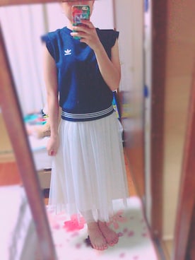 「アイテム（タンクトップ、ブルー系）」を使った、カナさん（レディース・150cm）の夏コーディネート