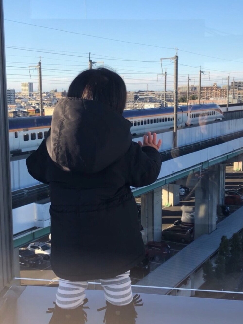 「1歳3ヶ月、1歳、おとこのこ、かいりっぴ」｜「quoti use fithの中綿モッズコート（モッズコート、ブラック系）」を使った、⋒kairippi⋒さん（キッズ・80cm）の冬コーディネートの1枚目の写真