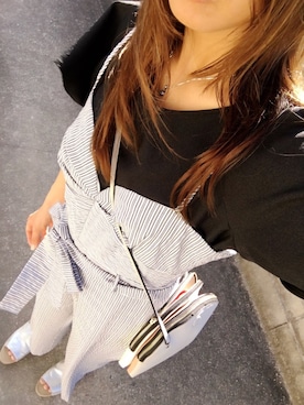 「ZARA（ザラ）のアイテム（オールインワン・サロペット、ホワイト系）」を使った、mik___xさん（レディース）の夏コーディネート