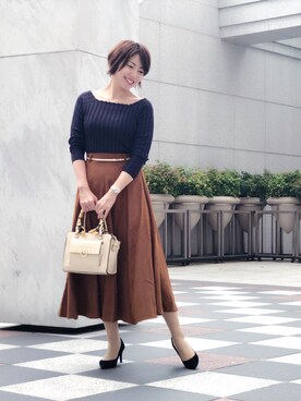 吉田亜理沙さんの「スエードフレアロングスカート/タフタスカート」を使ったコーディネート