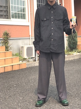 「SENSE OF PLACE by URBAN RESEAR」｜「アイテム（その他）」を使った、mokoさん（メンズ・177cm）の春コーディネート