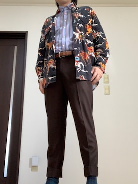 「シャツオンシャツ」｜「アイテム（Tシャツ/カットソー）」を使った、SHIN HIさん（メンズ・176cm）の秋コーディネート