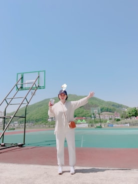 「GEOX（ジェオックス）のアイテム」を使った、Rejinaさん（レディース・165cm）の春コーディネート