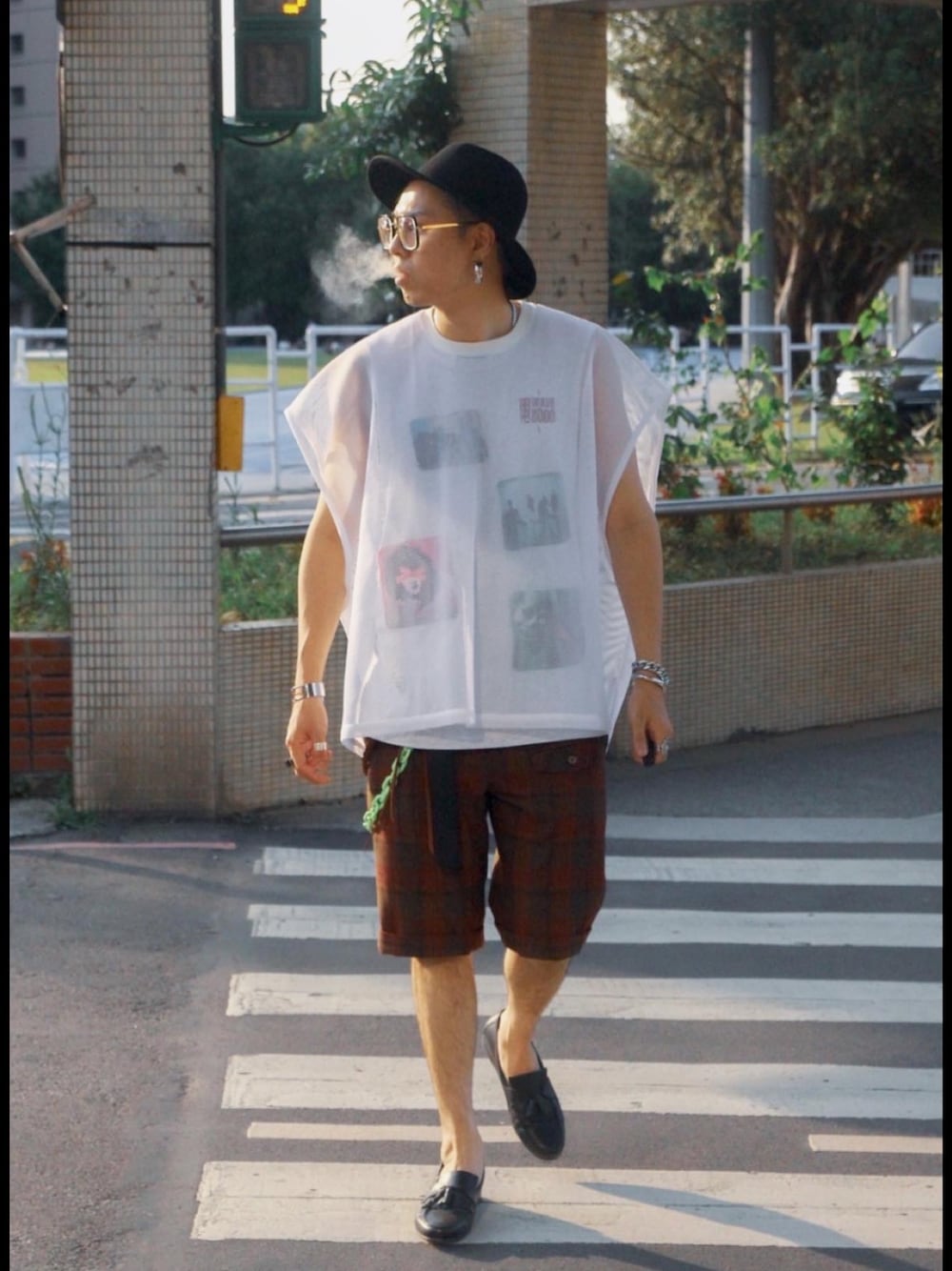 「ootd、紳士、背心、西裝褲、街頭穿搭、復古、oversize、古着MIX、男友風、夏天」｜「TRAD philosophyのアイテム（スラックス、レッド系）」を使った、ctboi さん（メンズ・175cm）の夏コーディネートの1枚目の写真