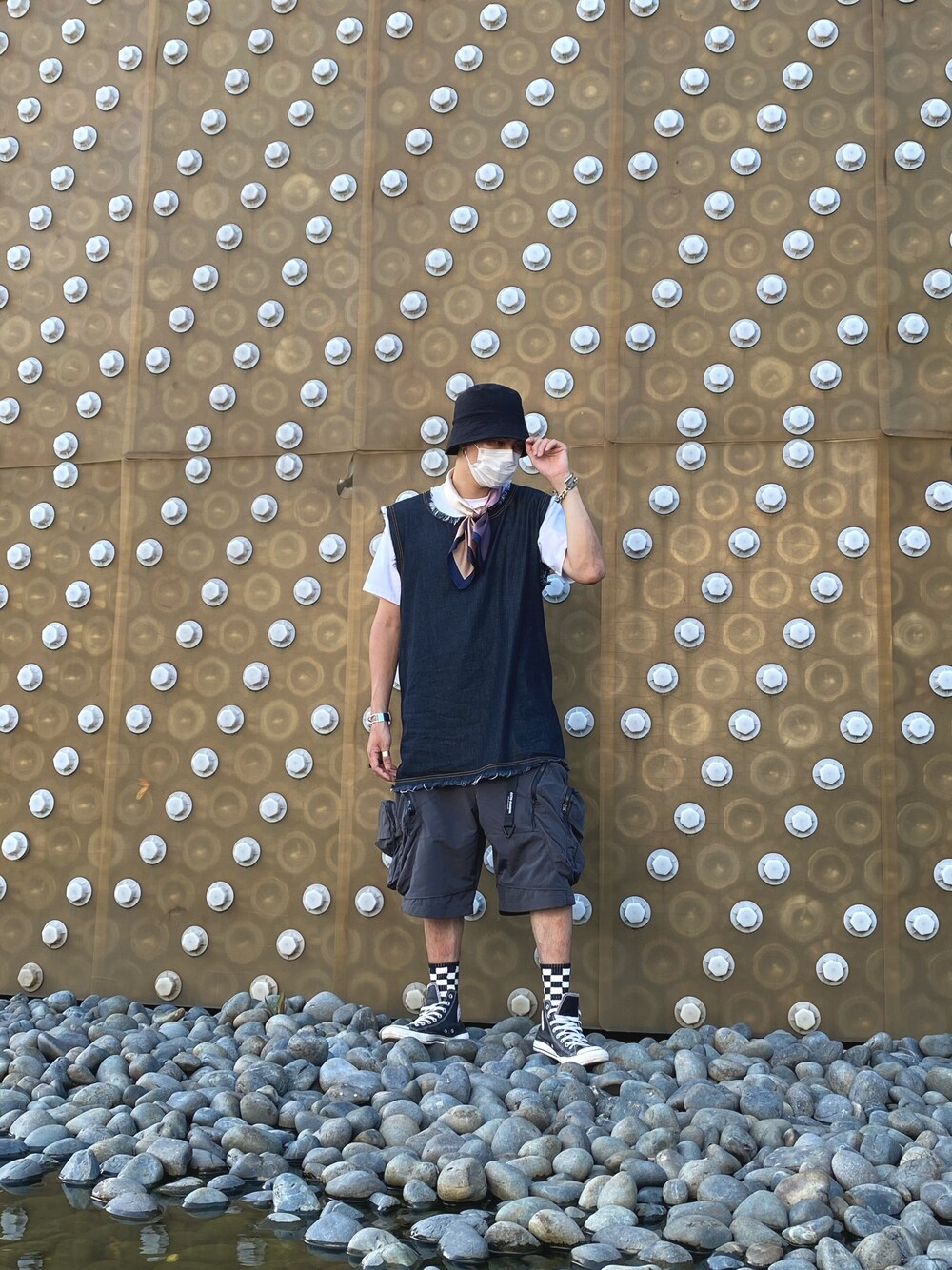 「ootd、ootdtw、fashion、outfit、converse、街頭穿搭、日系極簡、休日スタイル、休日コーデ、休閒」｜「Recoveryのアイテム（ブレスレット、シルバー系）」を使った、ctboi さん（メンズ・175cm）の夏コーディネートの1枚目の写真
