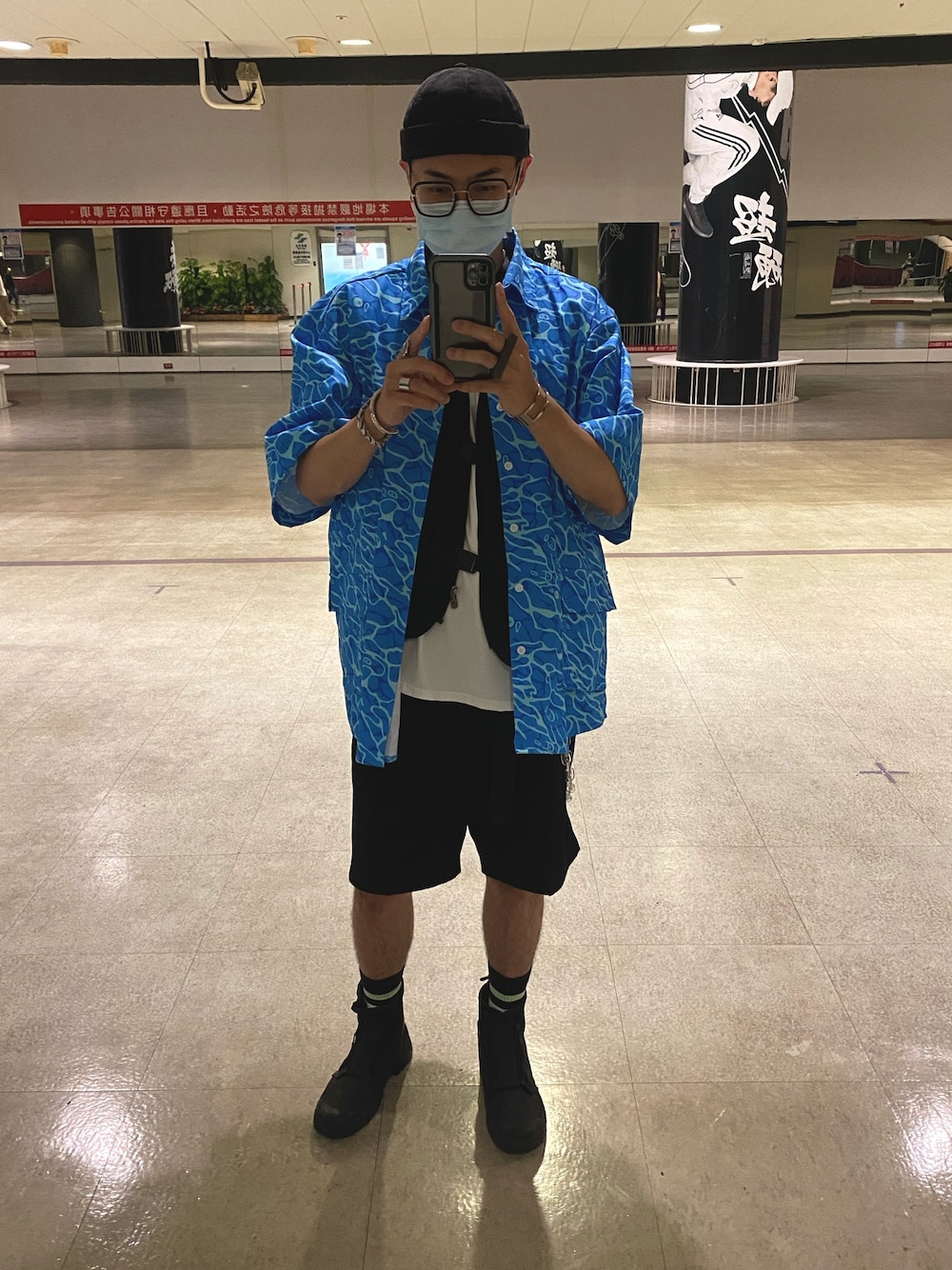 「ootd、ootdtw、outfit、fashion、街頭穿搭、oversize、日系極簡、休日スタイル、休日コーデ、休閒」｜「Octo gambolのアイテム（シャツ/ブラウス、ブルー系）」を使った、ctboi さん（メンズ・175cm）の夏コーディネートの1枚目の写真