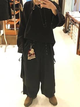 「LEH（レー）のアイテム（パンツ）」を使った、平岩悠人　吾亦紅さん（メンズ・175cm）の春コーディネート