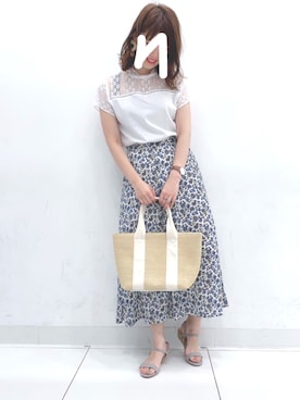 「GU（ジーユー）のアイテム（パンツ、ホワイト系）」を使った、aochanさん（レディース・164cm）の夏コーディネート