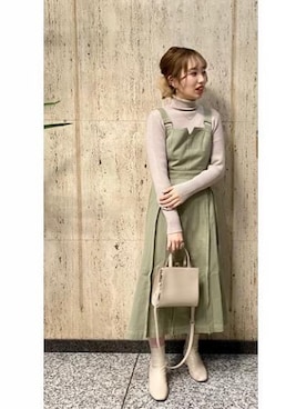 「トレンドファッション」｜「アイテム（ジャンパースカート）」を使った、RETROGIRLさん（レディース・157cm）の冬コーディネート