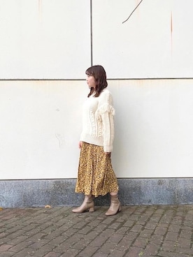 「イエロー」｜「アイテム（ブーツ）」を使った、RETROGIRLさん（レディース・153cm）の冬コーディネート