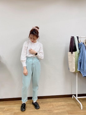 「トレンドファッション」｜「アイテム（ローファー）」を使った、RETROGIRLさん（レディース・157cm）の冬コーディネート