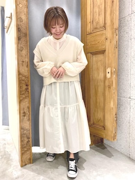 「トレンドファッション」｜「アイテム（スニーカー）」を使った、RETROGIRLさん（レディース・162cm）の春コーディネート