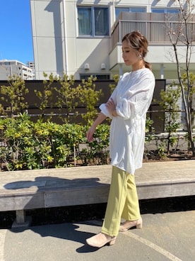「アイテム（パンツ、イエロー系）」を使った、RETROGIRLさん（レディース・161cm）の春コーディネート
