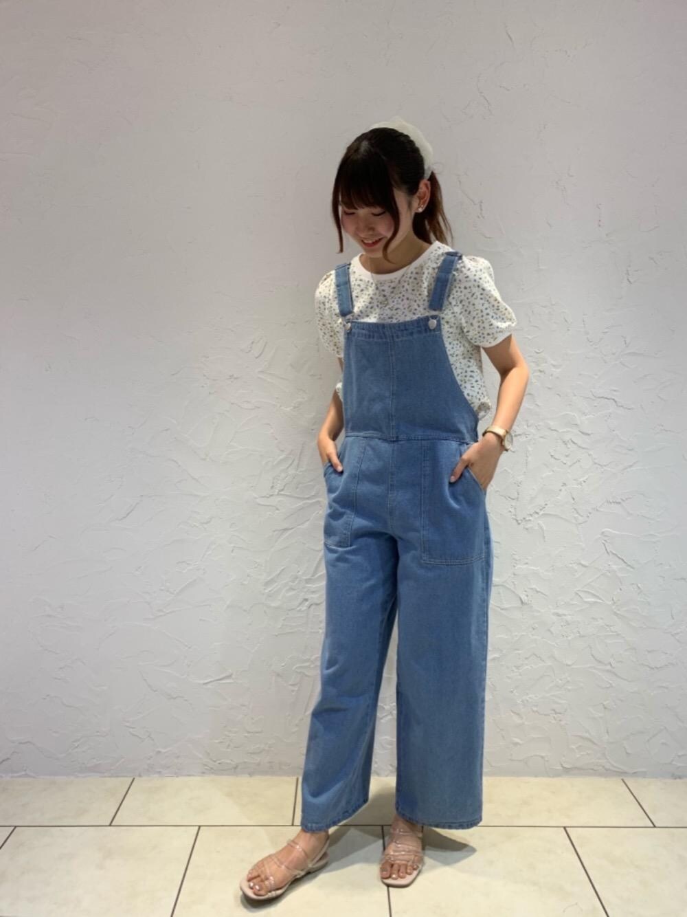 「お出かけコーデ、休日コーデ、プチプラコーデ、カジュアルコーデ、レトロガール、高身長コーデ、レトロガールコーデ、トレンドファッション、retrogirl_ootd」｜「RETRO GIRLのフラットサンダル（サンダル、その他）」を使った、RETROGIRLさん（レディース・163cm）の夏コーディネートの1枚目の写真
