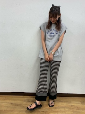 「トレンドファッション」｜「アイテム（サンダル）」を使った、RETROGIRLさん（レディース・163cm）の秋コーディネート