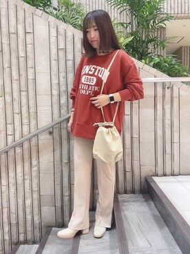 「トレンドファッション」｜「アイテム（スウェット）」を使った、RETROGIRLさん（レディース・156cm）の秋コーディネート