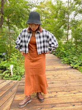 「アイテム（ジャンパースカート、オレンジ系）」を使った、RETROGIRLさん（レディース・150cm）の秋コーディネート
