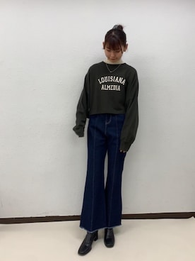 「トレンドファッション」｜「アイテム（スウェット）」を使った、RETROGIRLさん（レディース・163cm）の秋コーディネート