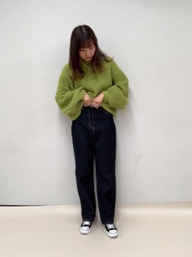「トレンドファッション」｜「アイテム（スニーカー）」を使った、RETROGIRLさん（レディース・163cm）の冬コーディネート