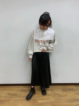 「トレンドファッション」｜「アイテム（スウェット）」を使った、RETROGIRLさん（レディース・165cm）の冬コーディネート