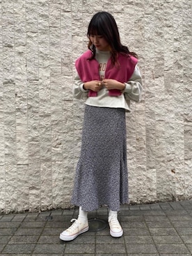 「トレンドファッション」｜「アイテム（スウェット）」を使った、RETROGIRLさん（レディース・165cm）の春コーディネート