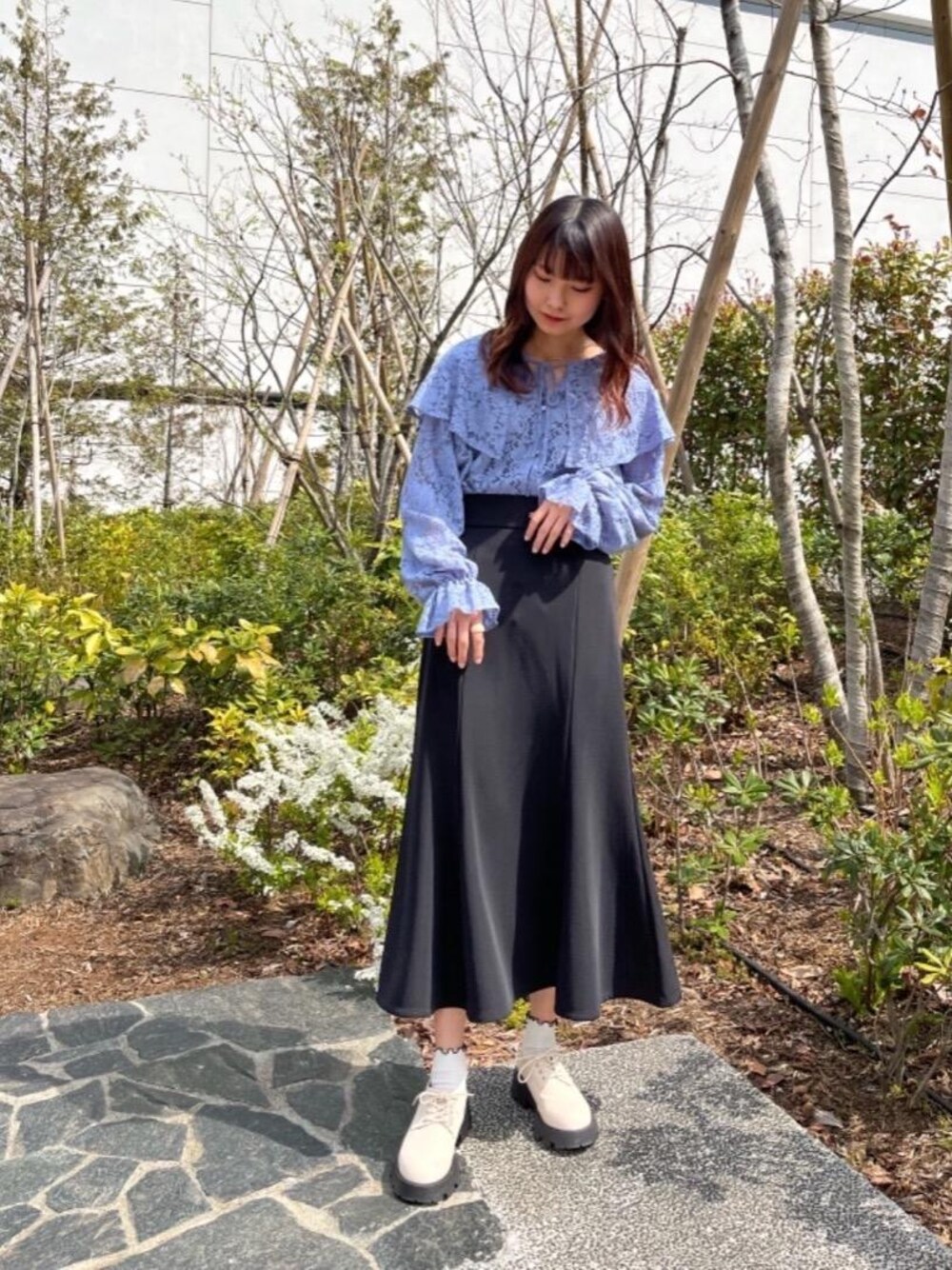 「プチプラコーデ、大人ガーリー、レトロガール、ガーリーコーデ、高身長コーデ、レトロガールコーデ、トレンドファッション、retrogirl_ootd」｜「RETRO GIRLのリップルマーメイドフレアスカート（スカート、ブラック系）」を使った、RETROGIRLさん（レディース・165cm）の春コーディネートの1枚目の写真