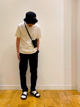 「FRUIT OF THE LOOM（フルーツオブザルーム）のアイテム（帽子）」を使った、MATSUMOTOさん（メンズ・175cm）の夏コーディネート