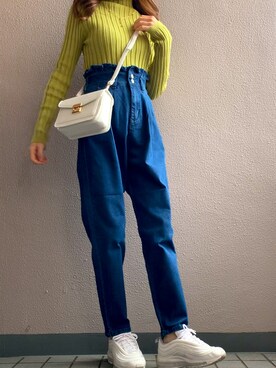 「GRL（グレイル）のフリルマムデニムパンツ（デニムパンツ）」を使った、himmelさん（レディース・150cm）の冬コーディネート