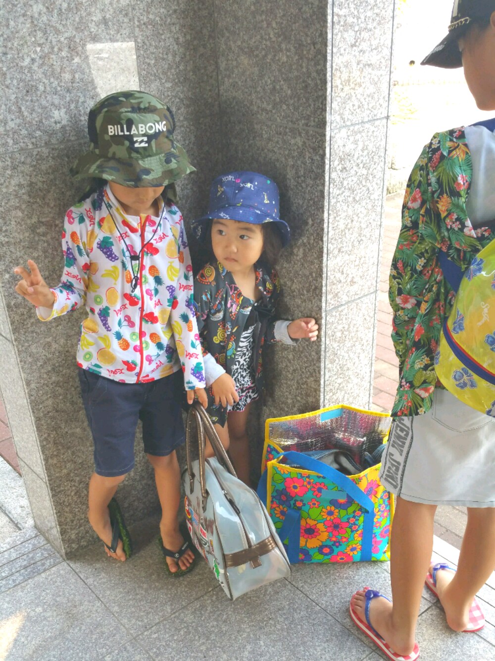 HYSTERIC MINIのラッシュガードを使った人気ファッション