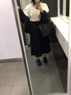 「miroのアイテム（トートバッグ、ブラック系）」を使った、naccoさん（レディース・157cm）の秋コーディネート