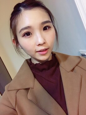 「アイテム（その他アウター、ゴールド系）」を使った、蔡語俙さん（レディース・165cm）の秋コーディネート