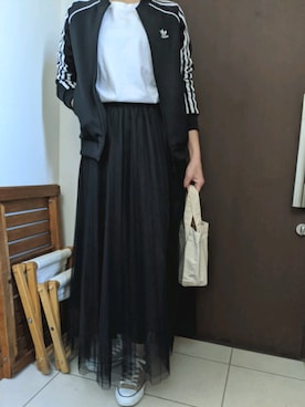 「ミックススタイル」｜「アイテム（その他アウター）」を使った、ゆーまりさん（レディース・161cm）の春コーディネート