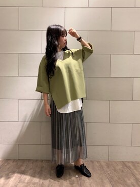 「JEANASIS（ジーナシス）のシアーシャイニープリーツスカート/876109（スカート）」を使った、いくみさん（レディース・163cm・20代）の夏コーディネート