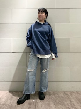 「ジーナシス」｜「アイテム（パーカー）」を使った、いくみさん（レディース・163cm）の冬コーディネート