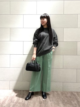 「ジーナシス」｜「アイテム（スウェット）」を使った、いくみさん（レディース・163cm）の春コーディネート