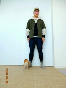 「CONVERSE TOKYO（コンバーストウキョウ）のアイテム（パーカー）」を使った、threestarさん（メンズ・175cm）の春コーディネート