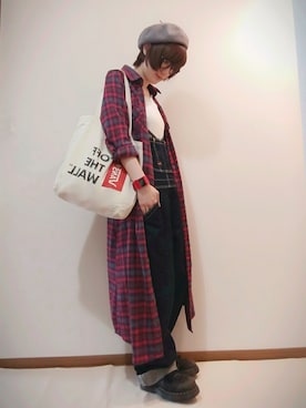 「ロングシャツ」｜「アイテム（サロペット/オーバーオール）」を使った、あゆみっくすさん（レディース・164cm）の春コーディネート