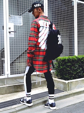 「off white（オフホワイト）のアイテム（バックパック/リュック）」を使った、HALO TOKYOさん（メンズ・178cm）の春コーディネート