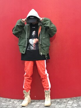 「BALENCIAGA」｜「アイテム（ミリタリージャケット）」を使った、HALO TOKYOさん（メンズ・178cm）の秋コーディネート