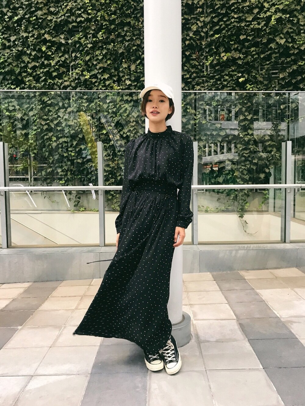 「秋服準備はじめました、シンプル、カジュアルコーデ、秋色、おしゃれさんと繋がりたい、ラフ、オトナ女子、ootd、ロングスカート、ドット」｜「MILKFED.のLACE UP DRESS（ドレス、ブラック系）」を使った、猪鼻ちひろさん（レディース・150cm）の秋コーディネートの1枚目の写真