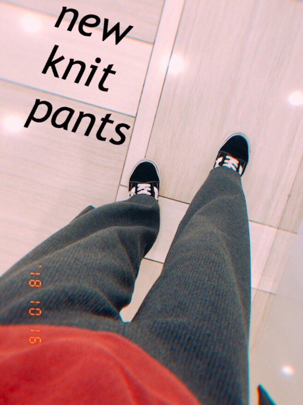 「le.coeur blanc、ルクールブラン、ニットパンツ、秋のコーデ、秋色、ラクチンコーデ、大人コーデ、秋、おしゃれさんと繋がりたい、VANS」｜「le.coeur blancのアイテム（パンツ、ブラック系）」を使った、猪鼻ちひろさん（レディース・150cm）の秋コーディネートの1枚目の写真