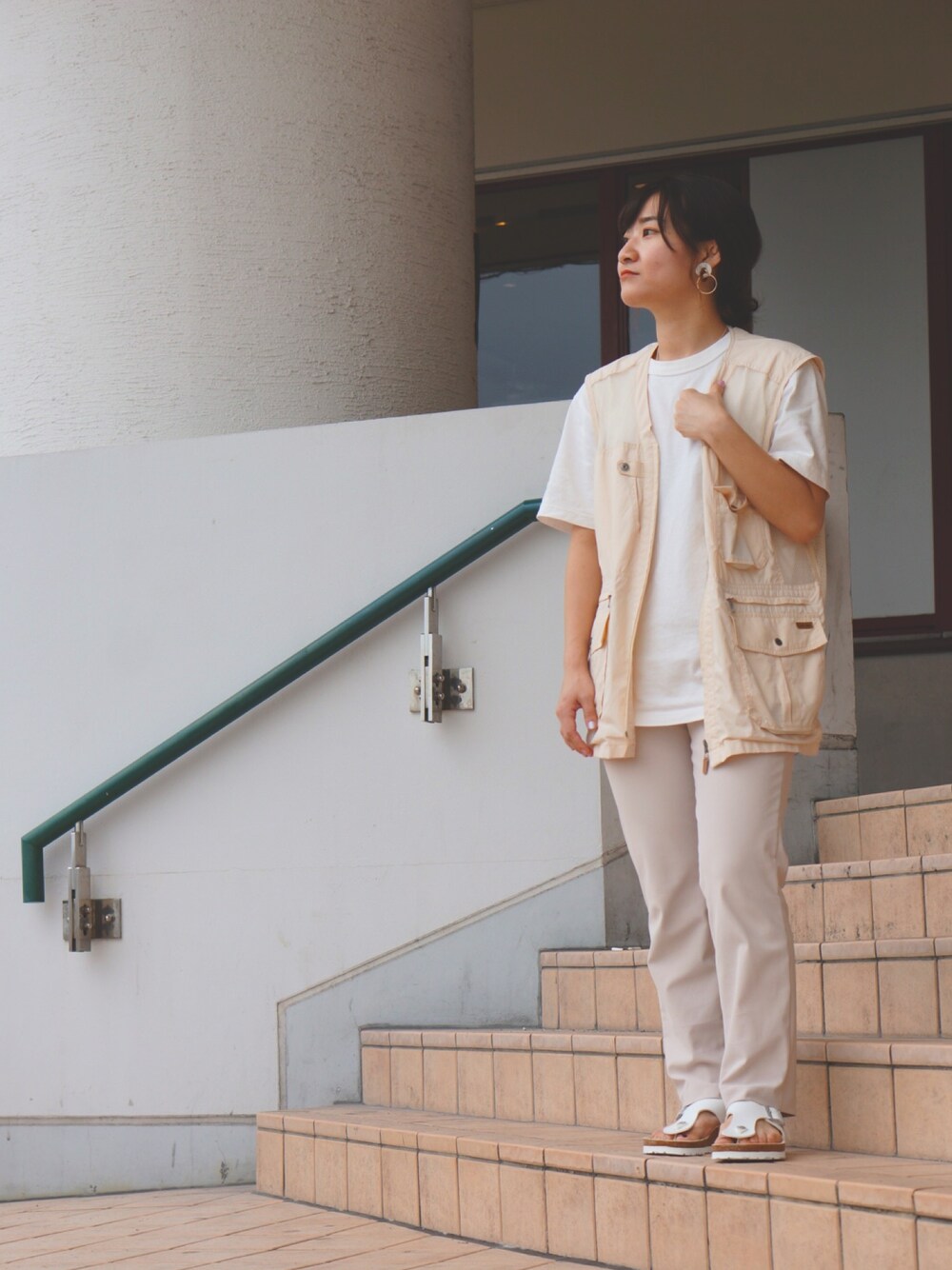 「BIRKENSTOCKのBIRKENSTOCK Ramses Birko Flor ビルケンシュトック ラムゼス ビルコフロー 44703 44733 44793 サンダル レディース（サンダル、ホワイト系）」を使った、amu.さん（レディース・150cm）の秋コーディネートの1枚目の写真