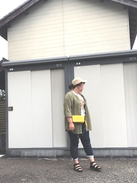 「イエローバッグ」｜「アイテム（サンダル）」を使った、3yamaさん（レディース・160cm）の夏コーディネート